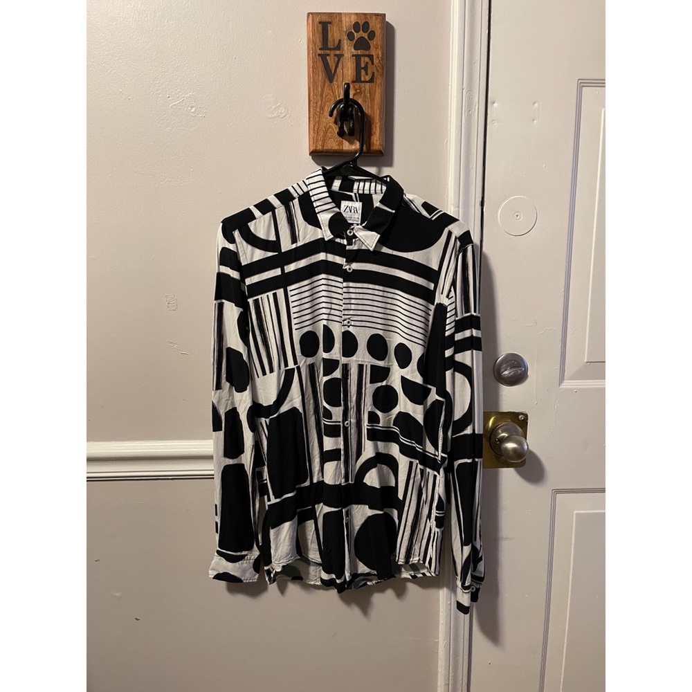 Button up dress shirt Zara, size M